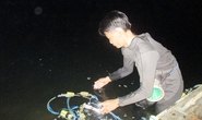 Đêm theo thợ lặn thỏa sức săn tôm cá ở Đồng Nai