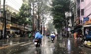TP HCM: Mưa, nắng thất thường liên tục dễ gây hại