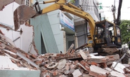 Ông Đoàn Ngọc Hải xử trụ sở dân phố mới xây trên vỉa hè