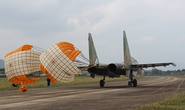 Phi công mưu trí xử lý tình huống Su-30MK2 còn 1 động cơ