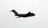 Siêu vận tải C-17 của Tổng thống Donald Trump đáp xuống Đà Nẵng