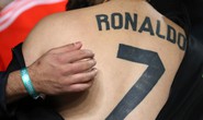 Sốc với hình xăm của fan cuồng Ronaldo