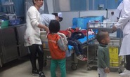 Leo vào trường mẫu giáo, đâm chém trẻ em