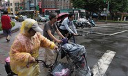 Né Trung Quốc, bão Talim gây mưa lớn nhất 50 năm ở Nhật Bản