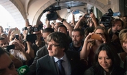 Đối mặt án tù 30 năm, cựu lãnh đạo Catalonia chạy sang Bỉ