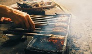 Những hàng quán mở cửa giờ quái dị, ai cũng chờ