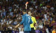 Đẩy trọng tài, Ronaldo đối mặt với án phạt