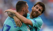 Hỏng phạt đền, lập cú đúp, Messi tỏa sáng với Barcelona