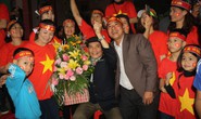 Mẹ Bùi Tiến Dũng ngất khi Quang Hải ghi bàn gỡ hòa cho U23 Việt Nam