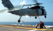 Trực thăng MH-60 rơi trên tàu sân bay Mỹ ngoài khơi Philippines
