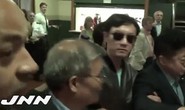Ông Kim Jong-un cầu trợ giúp từ người anh ruột kín tiếng