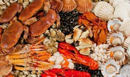 Trẻ 3 tuổi bị viêm da cơ địa có phải kiêng ăn hải sản?