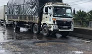 Quốc lộ 1 qua Bình Định nát bét chỉ sau 3 năm nâng cấp, vì sao?