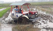 NÔNG DÂN BÁM ĐẤT LÀM GIÀU (*): Kỹ sư chân đất sáng chế máy cày