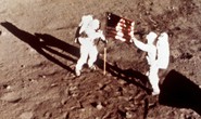 Nga quyết lên mặt trăng kiểm tra dấu chân Mỹ