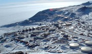 Hai kỹ thuật viên Mỹ chết bí ẩn tại Nam cực