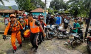 Bóng ma núi lửa gây sóng thần ở Indonesia