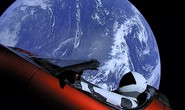 Xe điện không gian của Elon Musk có thể đâm vào trái đất
