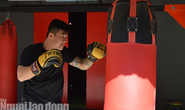 Nam vương boxing Việt sẵn sàng đấu võ sư Flores