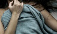 Đột nhập nhà chú, khống chế hiếp dâm thím