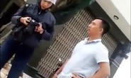 Một phóng viên bị đánh, dọa giết khi ghi hình xe quá tải