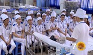 Sang Đức làm điều dưỡng với thu nhập hấp dẫn
