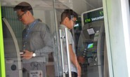 Đổi thẻ từ sang thẻ chip: Khó tránh tăng phí