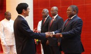 Cận cảnh Đại sứ Việt Nam trình Quốc thư lên Tổng thống Mozambique