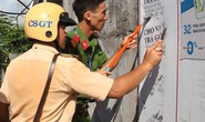 Cần Thơ ra quân thu gom tờ rơi, quảng cáo cho vay nặng lãi