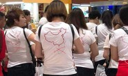Du khách Trung Quốc mặc áo đường lưỡi bò: Không thể là sự cố nhỏ!