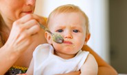 Bị sởi xong, bé không tăng cân nổi