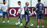Mong Messi chân cứng đá mềm