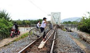 Bệ rạc như đường sắt