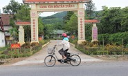 Vụ lạm thu ở Quảng Trị: Yêu cầu chấm dứt, trả lại tiền cho dân