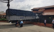Tiền Giang: Xe tải lao thẳng vào nhà hàng Trung Lương