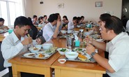 Nâng chất lượng bữa ăn giữa ca cho người lao động