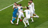 Akinfeev đưa Nga vào tứ kết