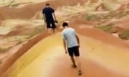 Trung Quốc: Du khách “khoe” clip phá hoại khu đất cổ 200.000 tuổi