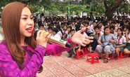 Nghệ sĩ Bình Tinh dốc sức đưa sân khấu vào trường học