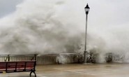 (Video)- Sức tàn phá kinh hoàng của siêu bão Mangkhut khi đổ bộ đất liền