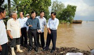 Phó Thủ tướng thị sát, chỉ đạo ứng phó lũ ở Đồng bằng sông Cửu Long