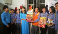Khánh Hòa: Hàng ngàn suất quà Tết ấm lòng người lao động khó khăn
