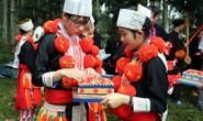 Bí quyết đưa thuật trang trí trên trang phục truyền thống của người Dao đỏ thành di sản quốc gia