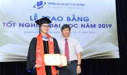 Trường ĐH Mở TP HCM khen thưởng 112 sinh viên tốt nghiệp