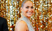 Jennifer Lopez khoe chân thon trên thảm đỏ