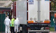 Vụ 39 thi thể trong container: Nạn nhân đập cửa cầu cứu, để lại dấu tay máu