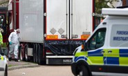 Pháp phát hiện 8 người nhập cư lậu trong xe tải đông lạnh