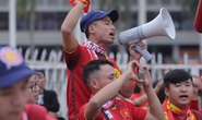 Biển người cổ vũ cho tuyển Việt Nam đại chiến tuyển UAE