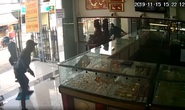 Cướp tiệm vàng ngày càng táo tợn