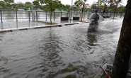 Mưa lớn ở Đà Nẵng, nhiều tuyến đường ngập nước